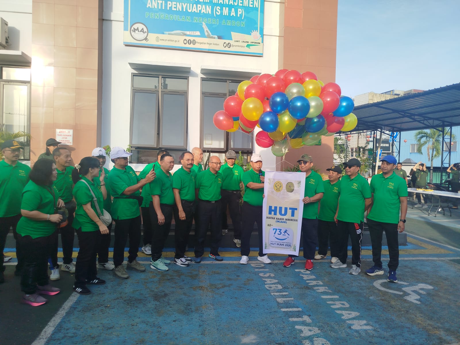 HUT IKAHI 3